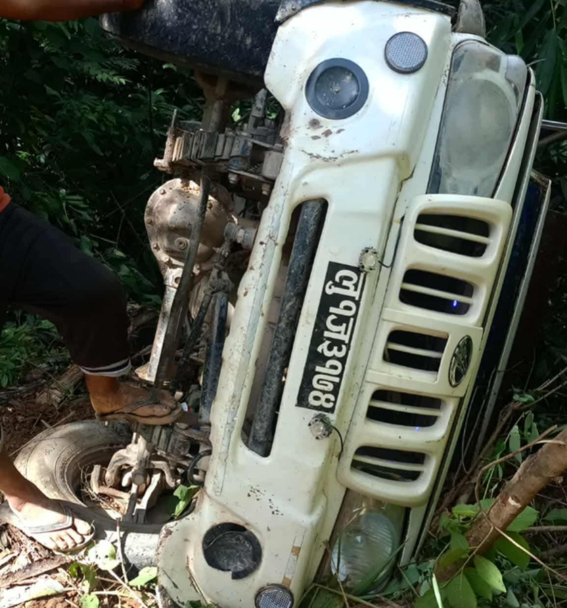 कालीगण्डकीमा जीप दुर्घटना , २० जना घाइते 