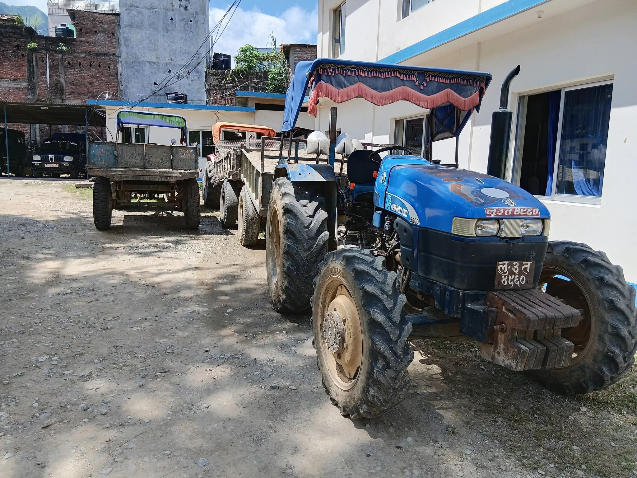 आँधिखोलामा अवैध उत्खनन र चोरी  निकासी गर्ने ३ ट्याक्टर नियन्त्रणमा 
