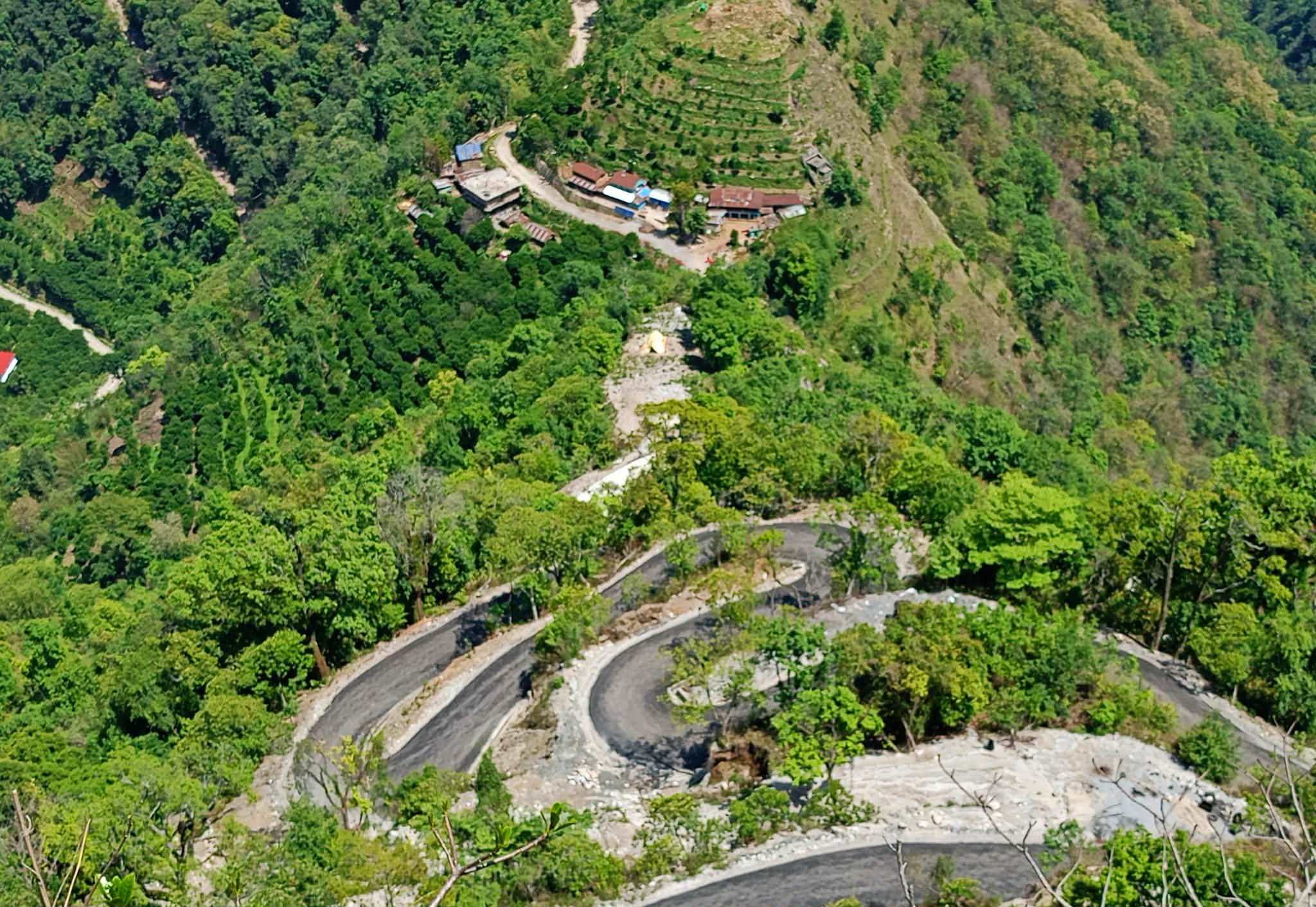 खिलुङ् कालिका जोड्ने सडक स्तरोन्नति, सहज बन्दै यात्रा