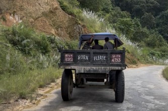 अवैध नदीजन्य पदार्थ ओसारपसार गर्ने ट्याक्टर नियन्त्रणमा
