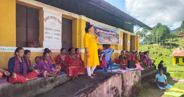 नवग्रह मन्दिरमा मनाइयो योग दिवस
