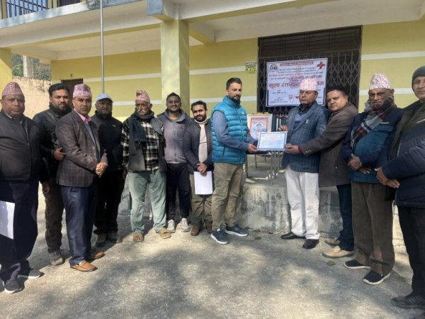 स्वर्गीय लम्सालको स्मृतिमा रक्तदान, ४० युनिट रगत संकलन