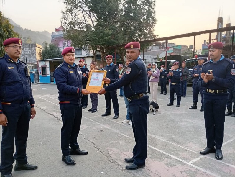 प्रसनि खड्का मंसिर महिनाको उत्कृष्ट प्रहरी