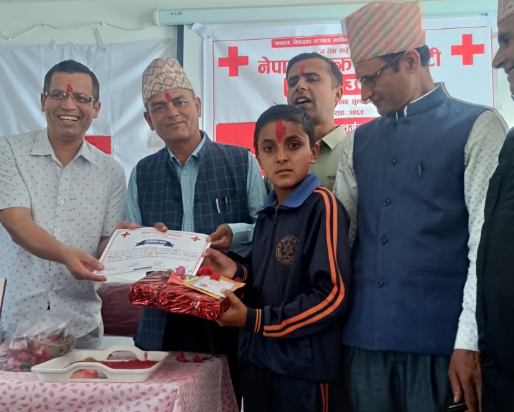 वक्तृत्वकला प्रतियोगितामा पिपलडाँडा मा.वि. प्रथम