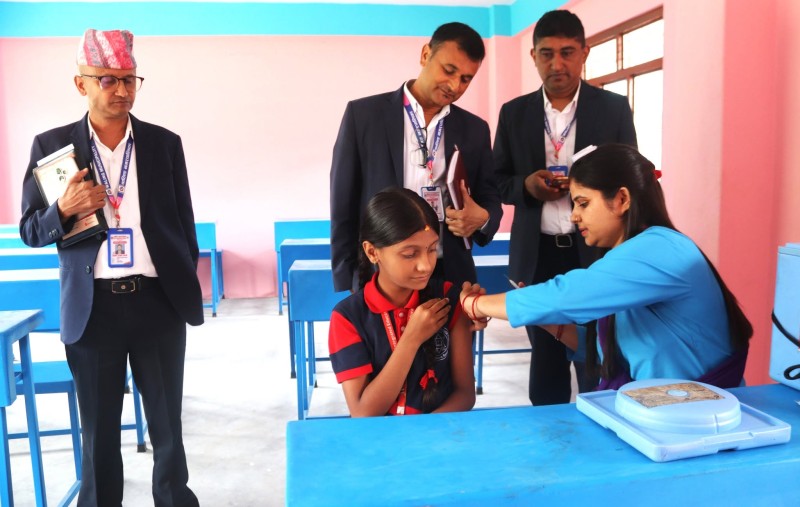 वालिङ नगरपालिकाका ७१ विद्यालयमा एचपिभी खोप अभियान सञ्चालन