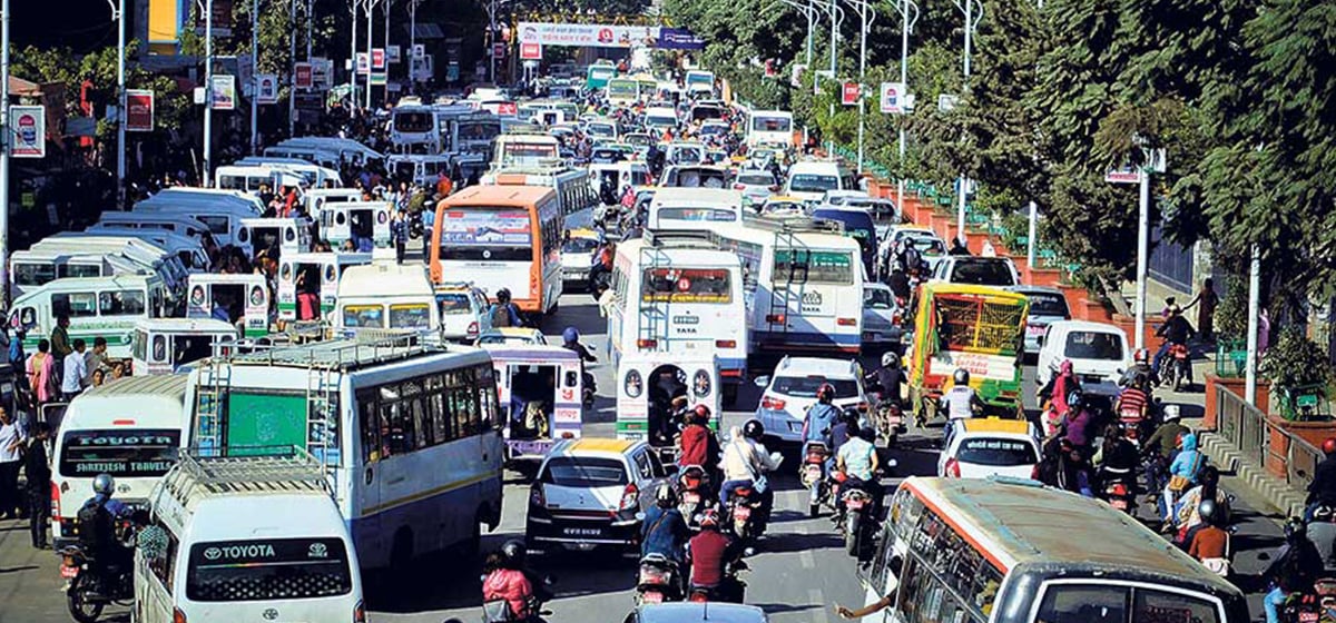 आजबाट देशभर सार्वजनिक सवारी साधन सञ्चालन हुने